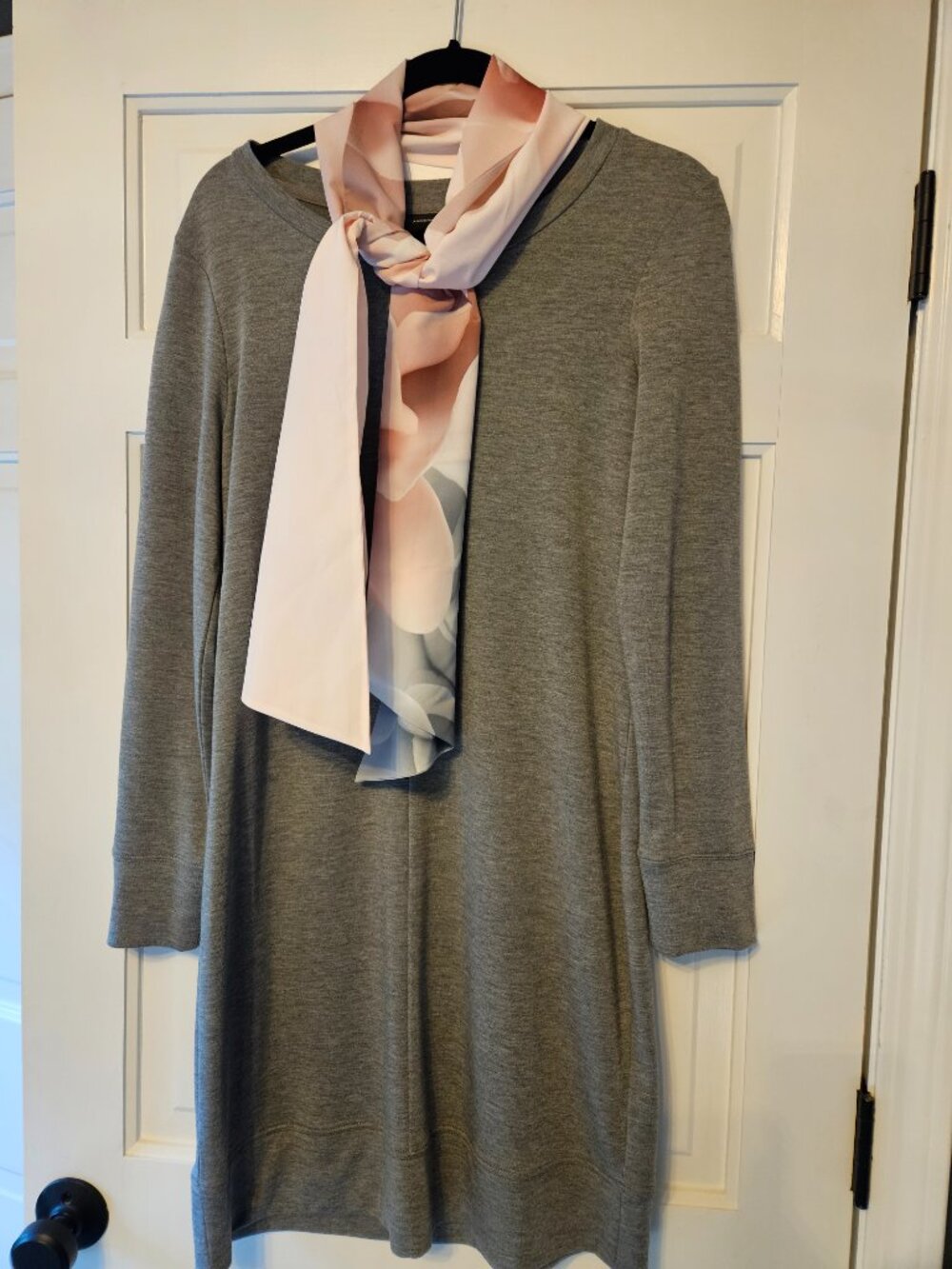 Adrienne Vittadini Gray Sweatshirt Dress Long Sleeve Women's with Scarf Medium